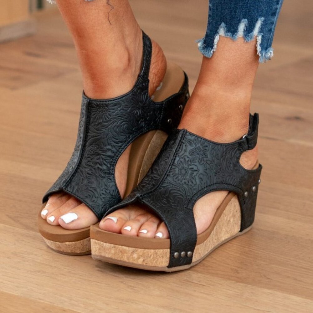 Black Tooled Wedge by Very G